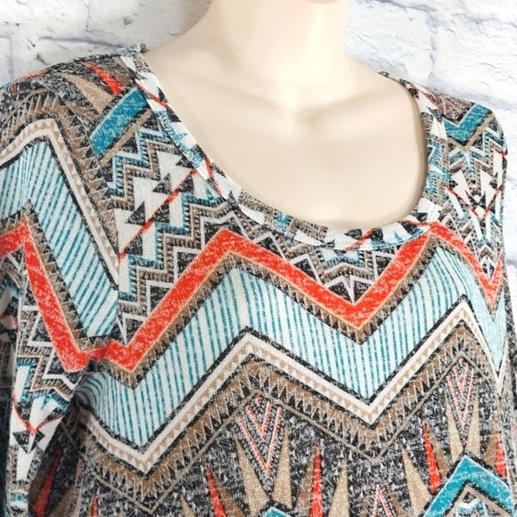 Signature Studio Top Patterned 3/4 Sleeve Sz PM - Picture 2 of 5
